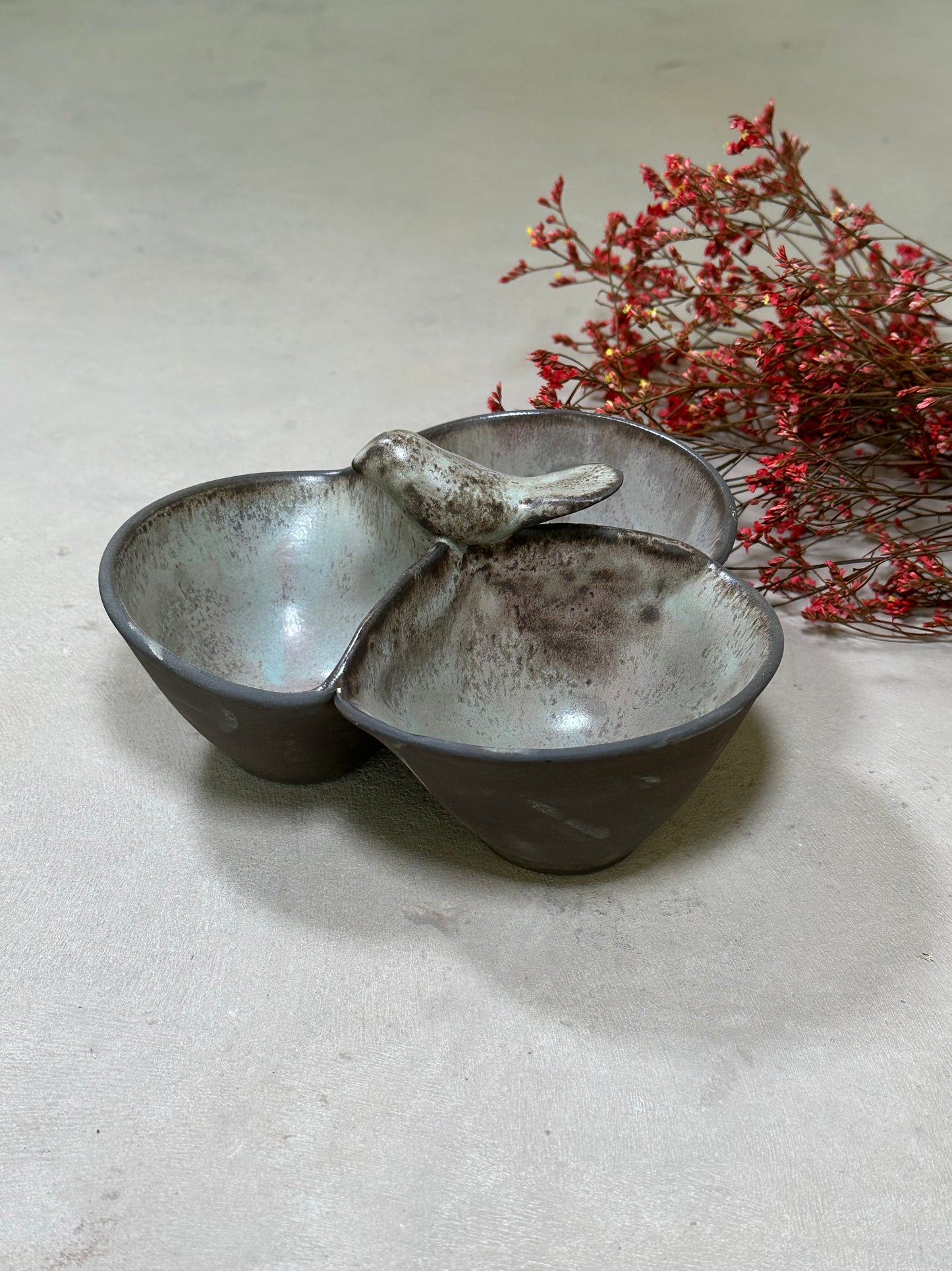 Spice Tableware Collection - Serving Bowls with Bird Cardamon