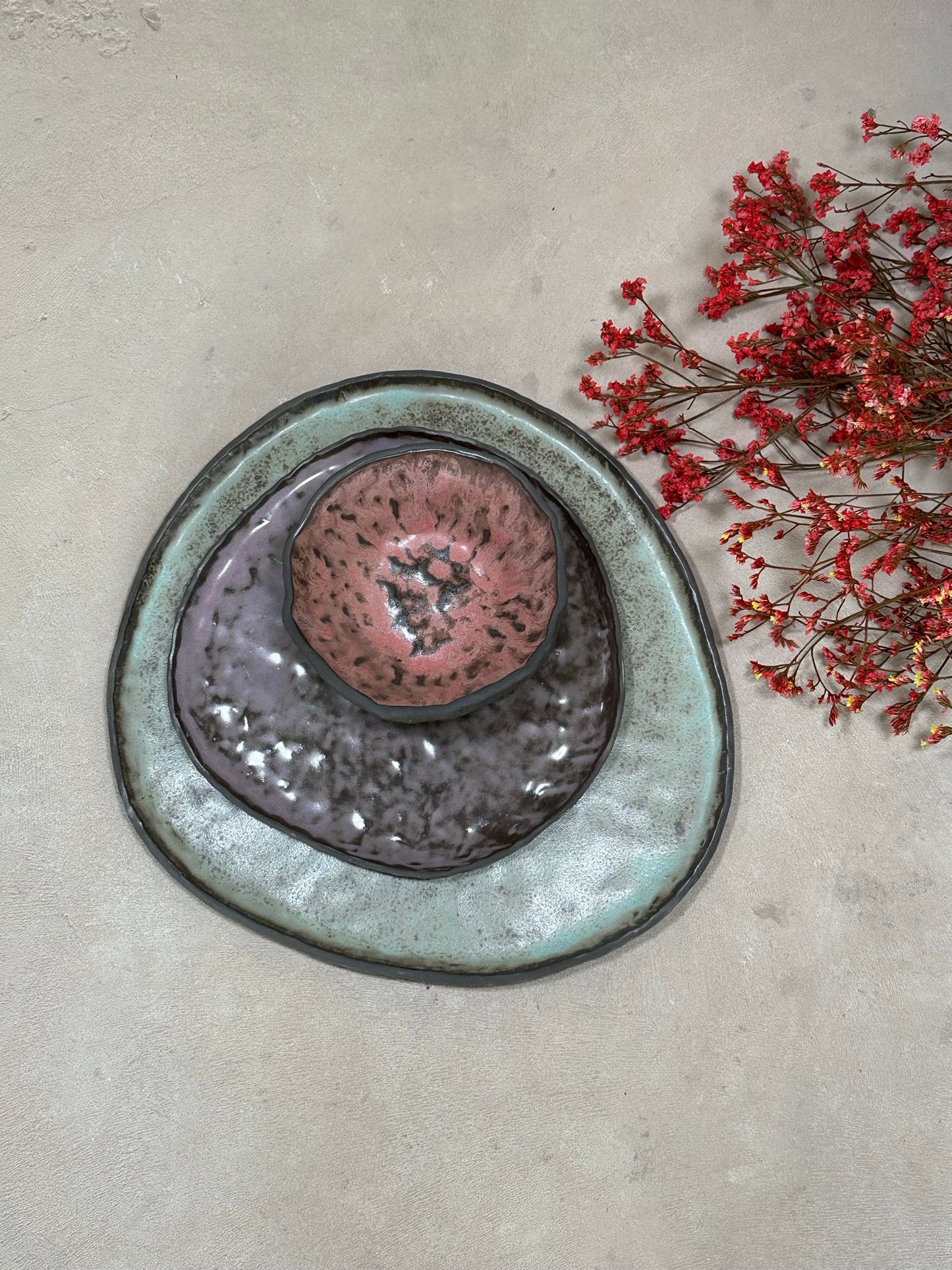 Spice Tableware Collection - Shaped Plates Cardamon & Sumac