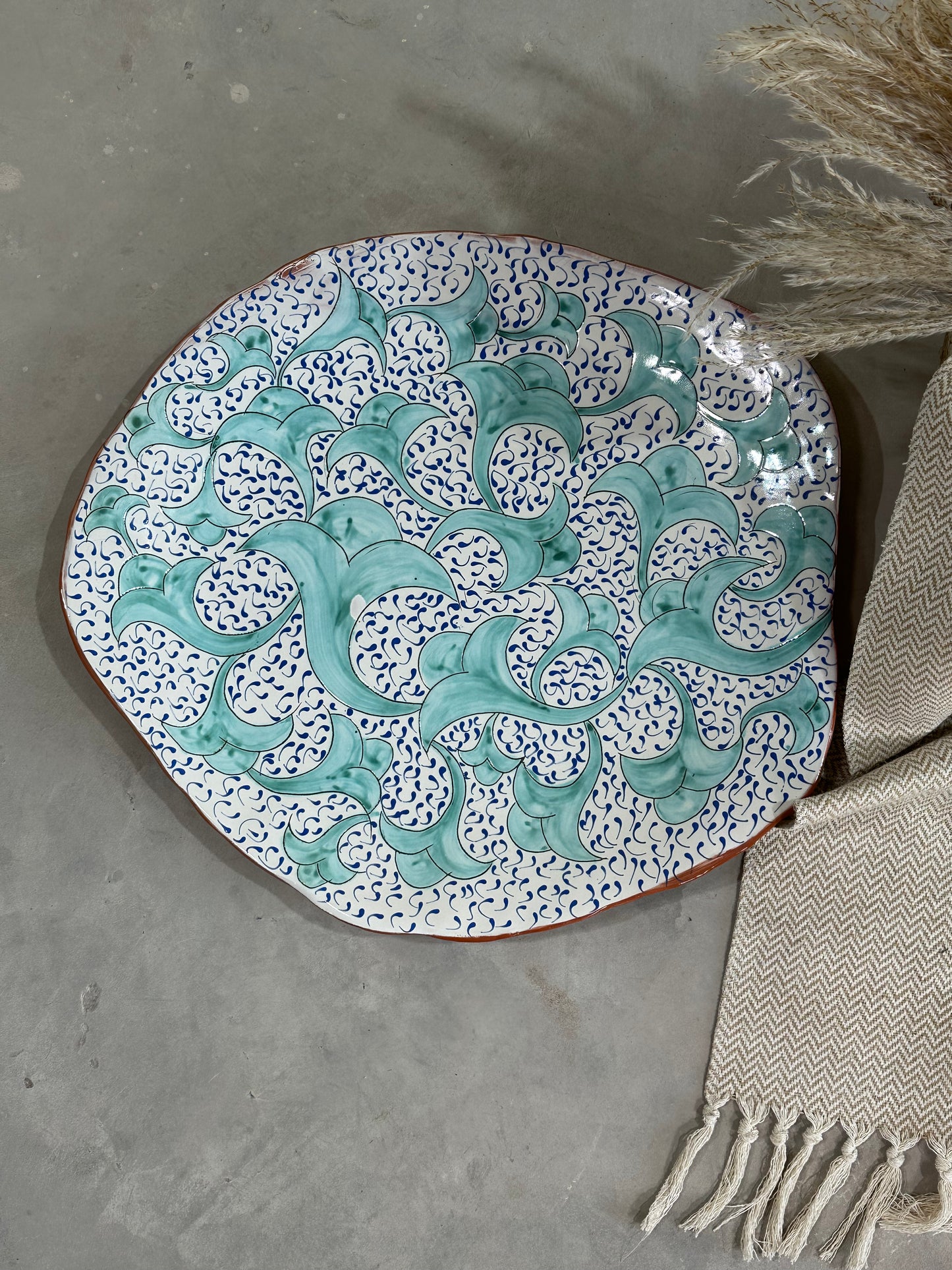Oasis Home Decor Collection - Green Lillies Plate