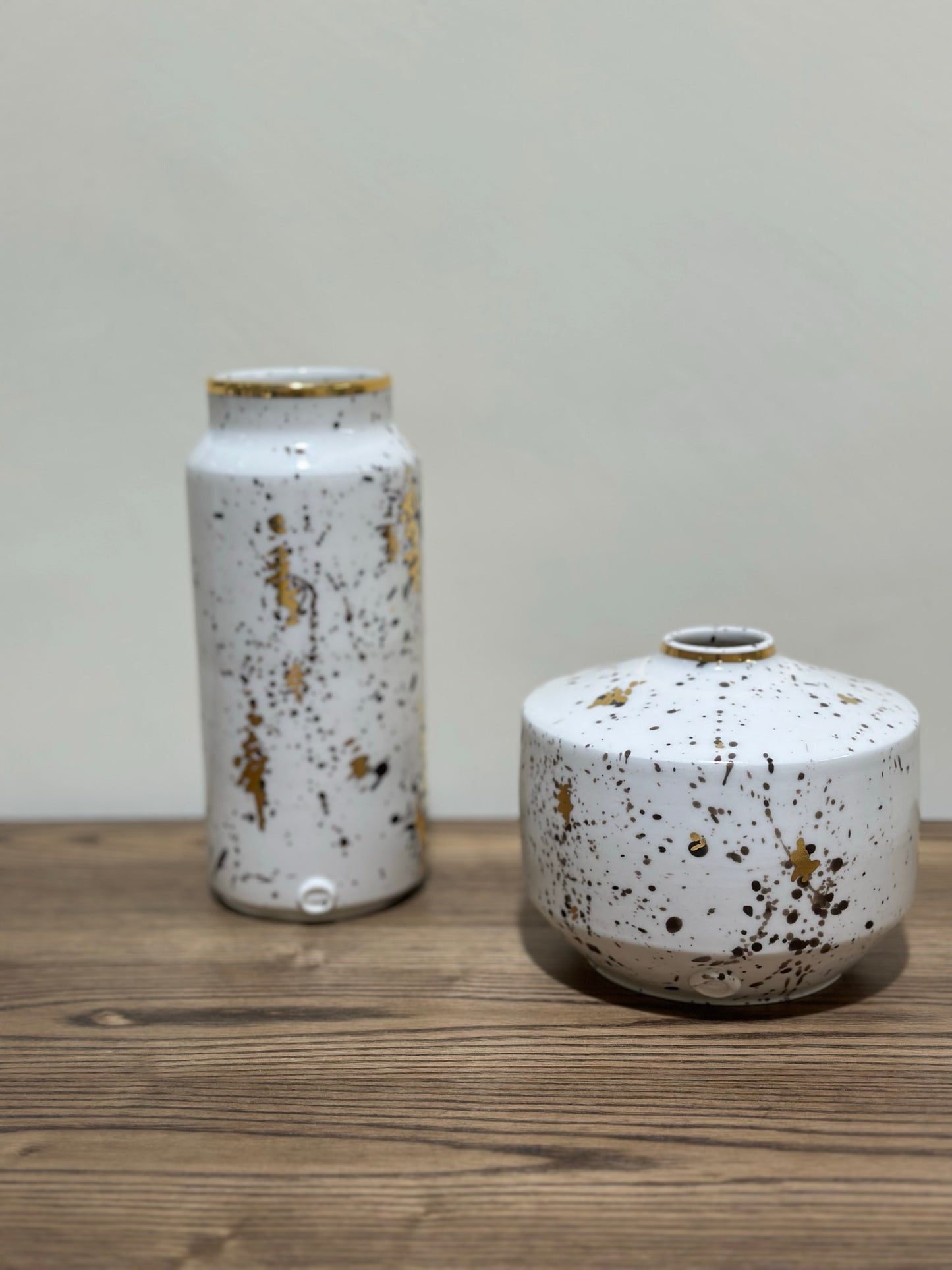 Meadows Art Home Decor Collection - Golden Mist Round Vase