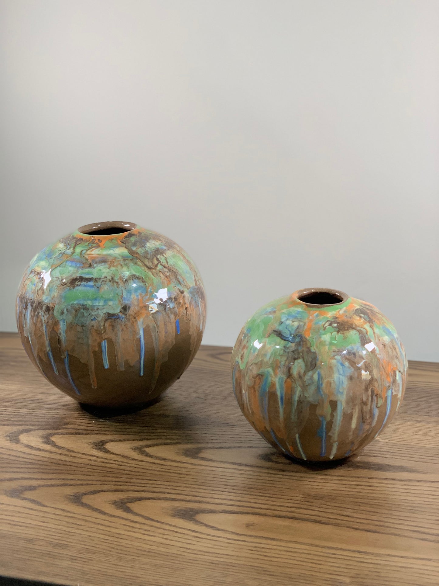 Meadows Art Home Decor Collection - Lush Vase Round